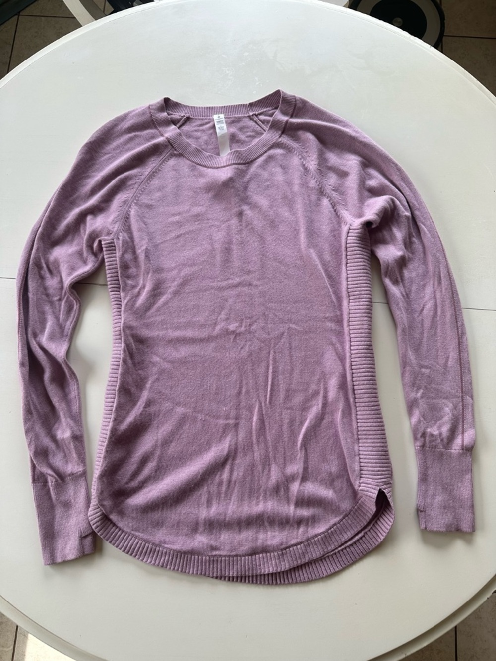 lululemon athletica Dusty Lilac Crewneck Sweater size 6